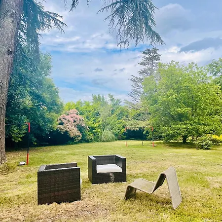 Maison De Maitre Parc Et Piscine